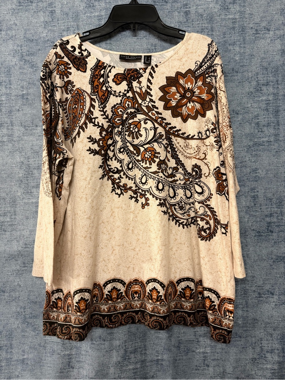 Women’s Paisley/Floral Tp. Size L